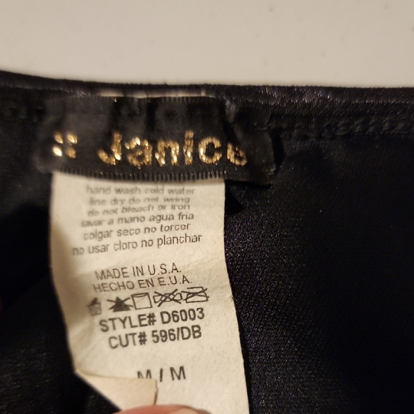 Sexy, One-Shoulder With Sleek Silhouette In Size M - Picture 2 of 5